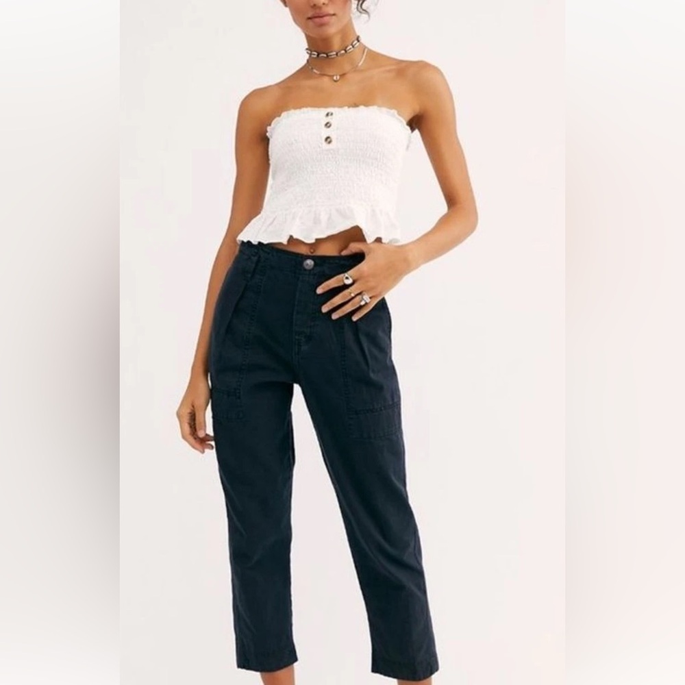 Free People (My FAVORITE) black Boyfriend Chino pants 100% cotton size 10 EUC